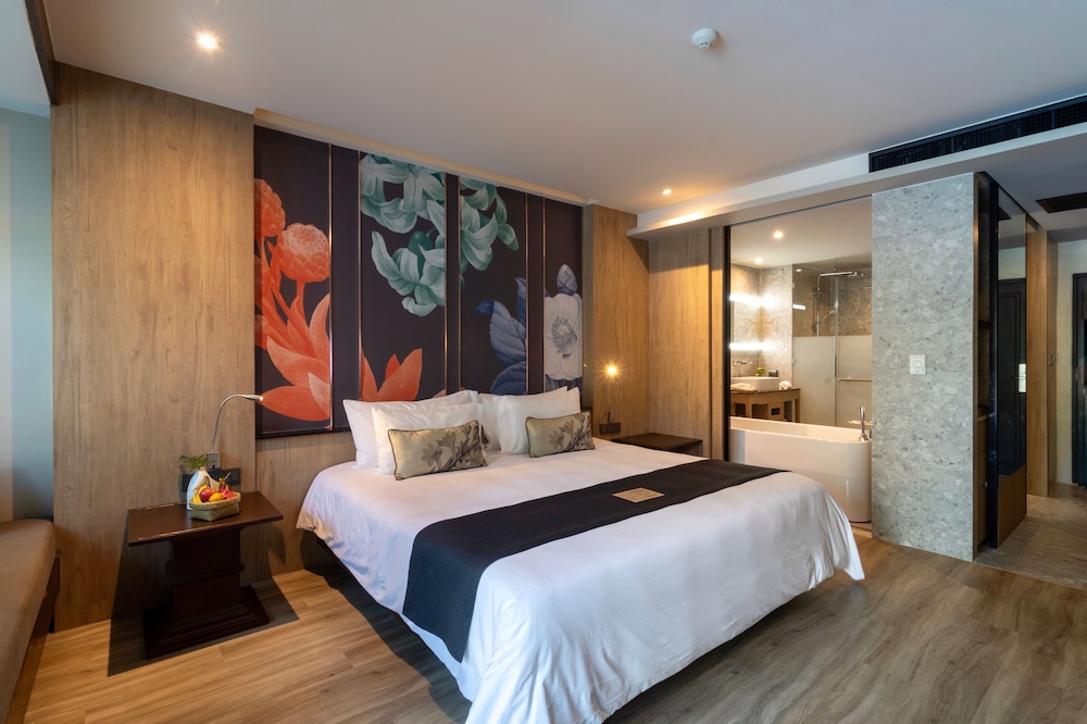 La Flora Khao Lak — Hotel rooms in Khao Lak, Phang Nga