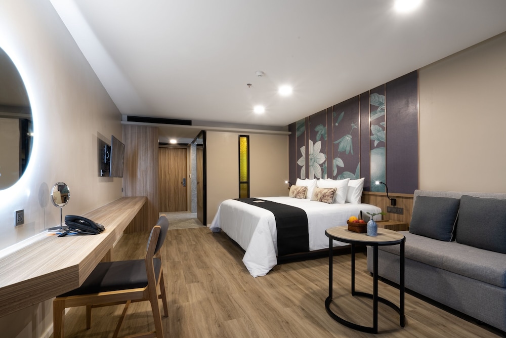 La Flora Khao Lak — Hotel rooms in Khao Lak, Phang Nga