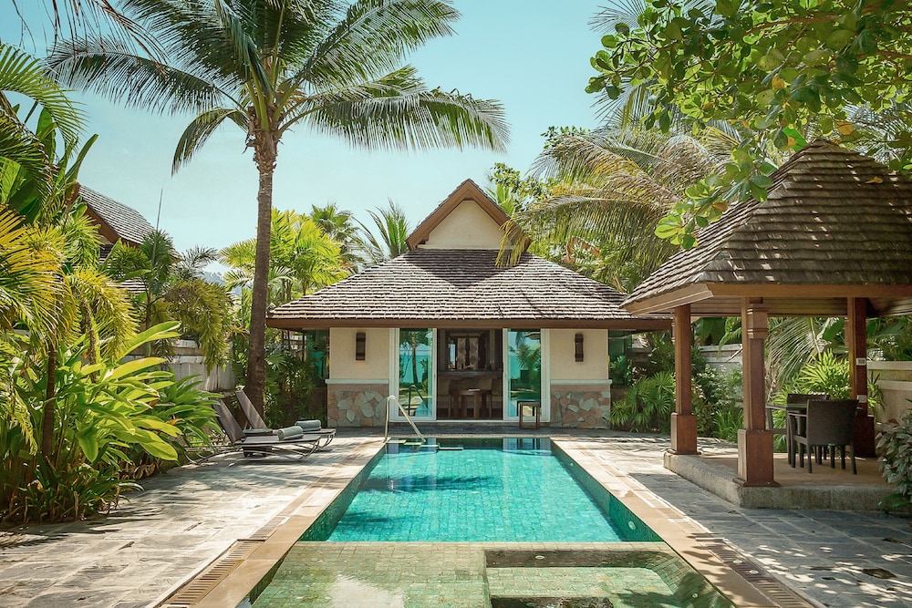 ROBINSON KHAO LAK — Swimming pool in Khao Lak, Phang Nga