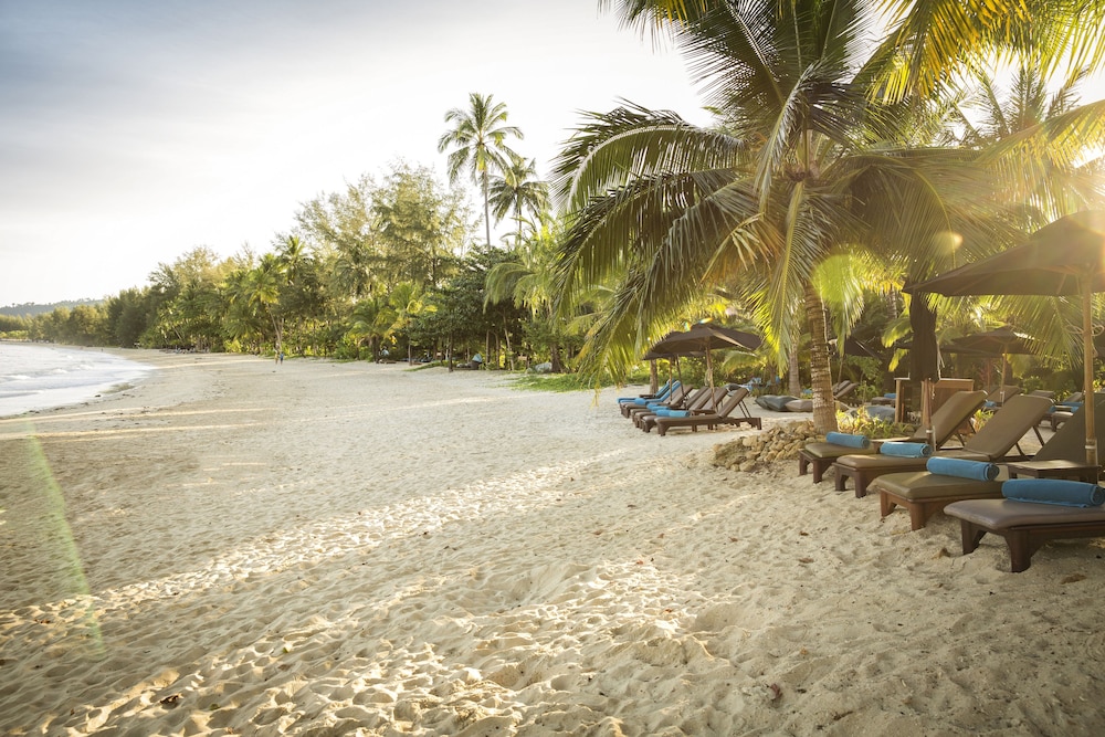 ROBINSON KHAO LAK — Beach in Khao Lak, Phang Nga