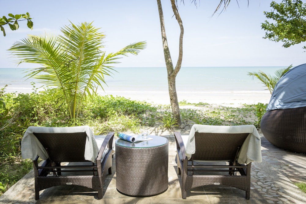 ROBINSON KHAO LAK — Beach in Khao Lak, Phang Nga