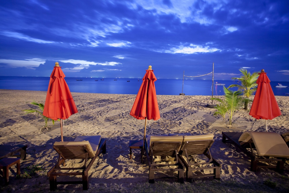 Ramada Resort by Wyndham Khao Lak — Beach in Khao Lak, Phang Nga