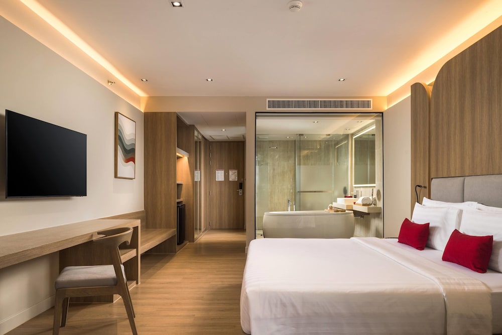 Ramada Resort by Wyndham Khao Lak — Hotel rooms in Khao Lak, Phang Nga