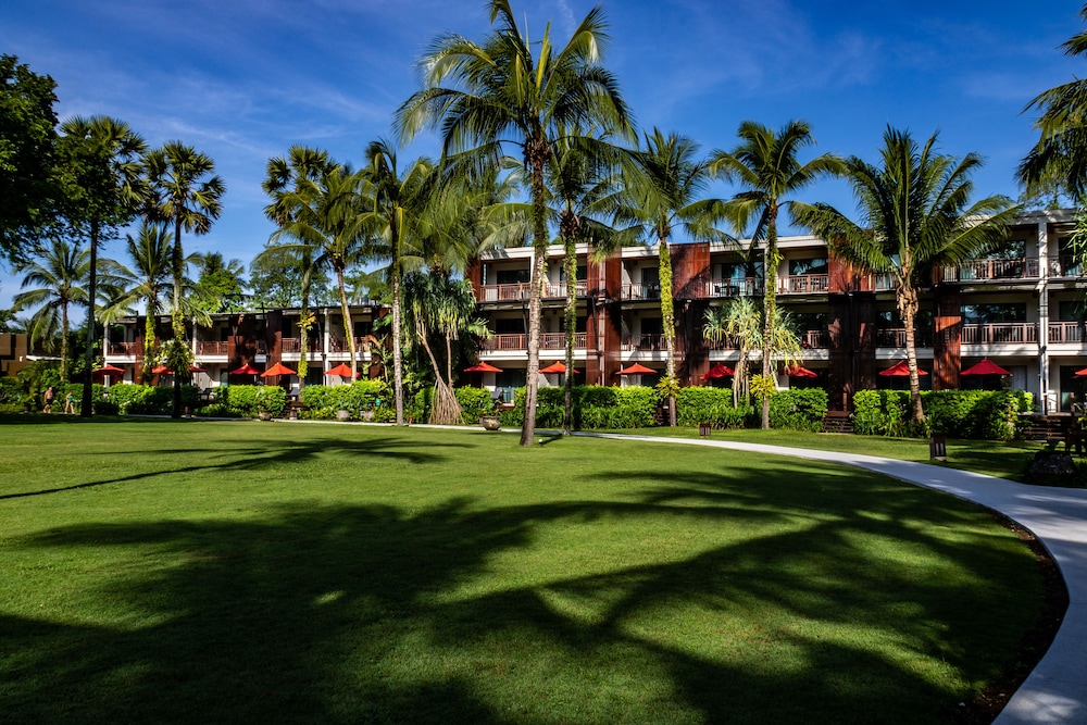 Ramada Resort by Wyndham Khao Lak — Hotel building in Khao Lak, Phang Nga