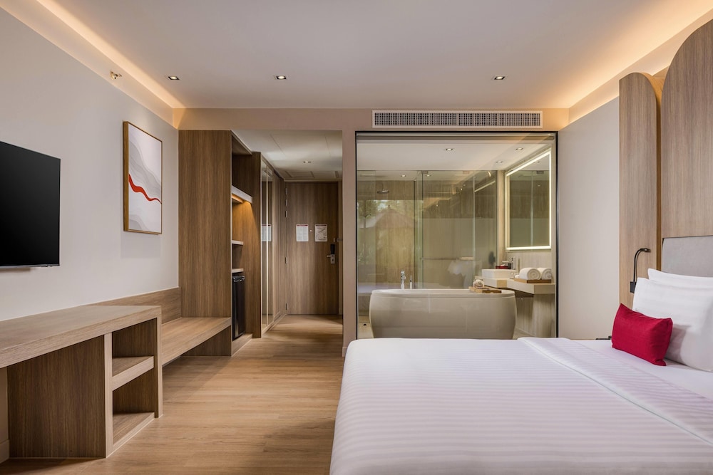 Ramada Resort by Wyndham Khao Lak — Hotel rooms in Khao Lak, Phang Nga