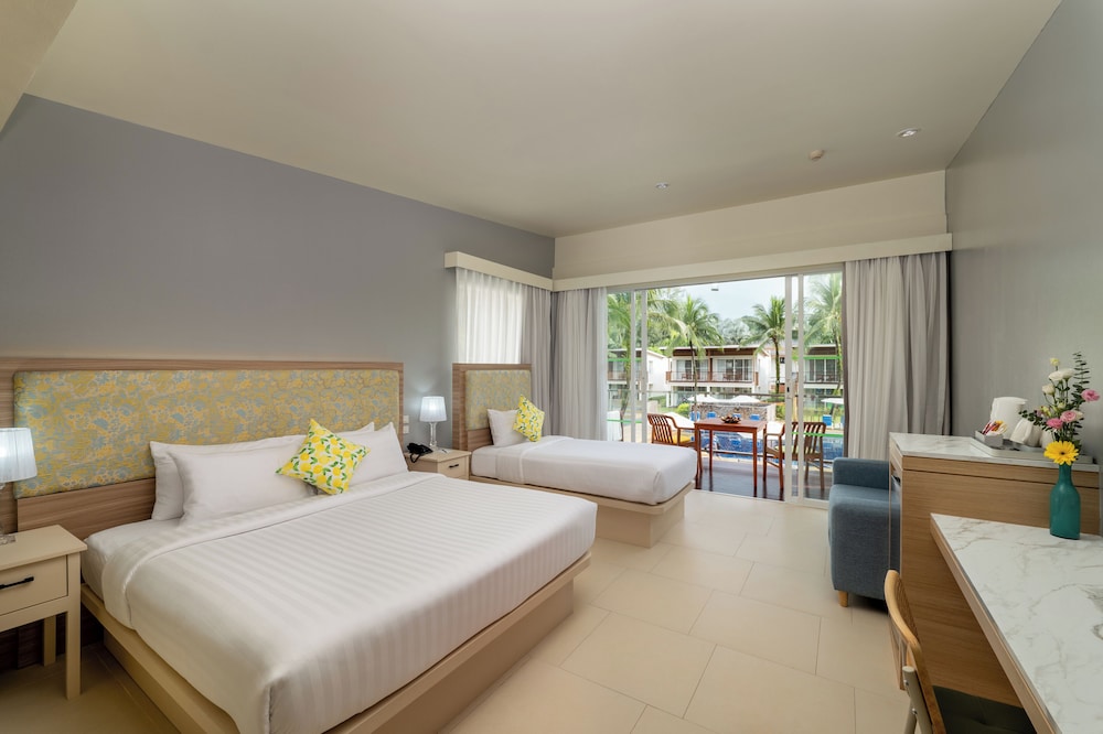 The Briza Beach Resort Khaolak — Hotel rooms in Khao Lak, Phang Nga