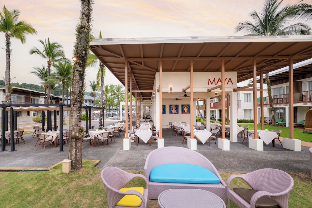 The Briza Beach Resort Khaolak — Restaurant & bars in Khao Lak, Phang Nga