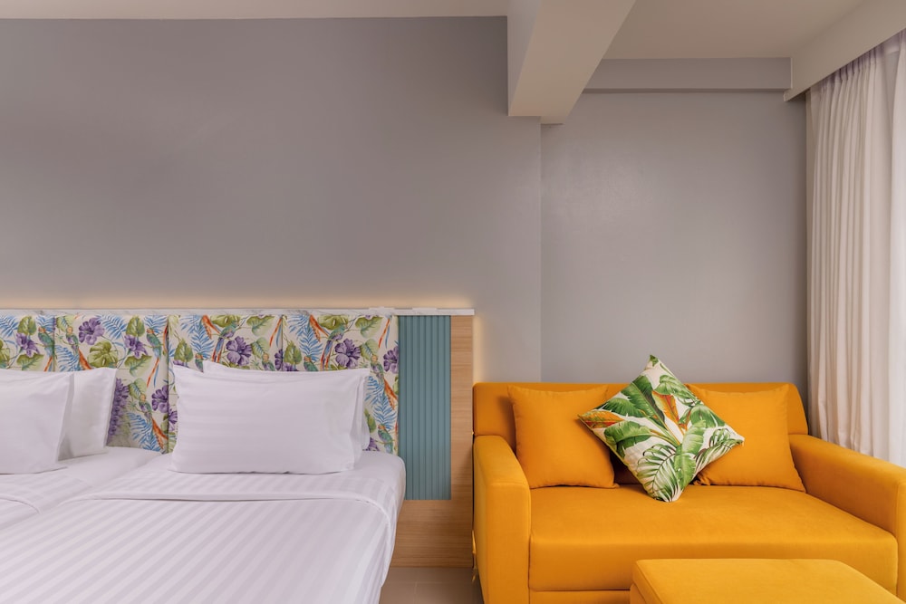 The Briza Beach Resort Khaolak — Hotel rooms in Khao Lak, Phang Nga