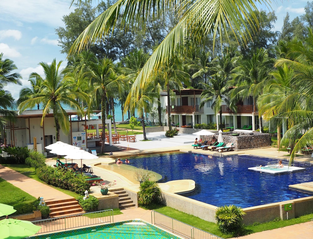The Briza Beach Resort Khaolak — Swimming pool in Khao Lak, Phang Nga