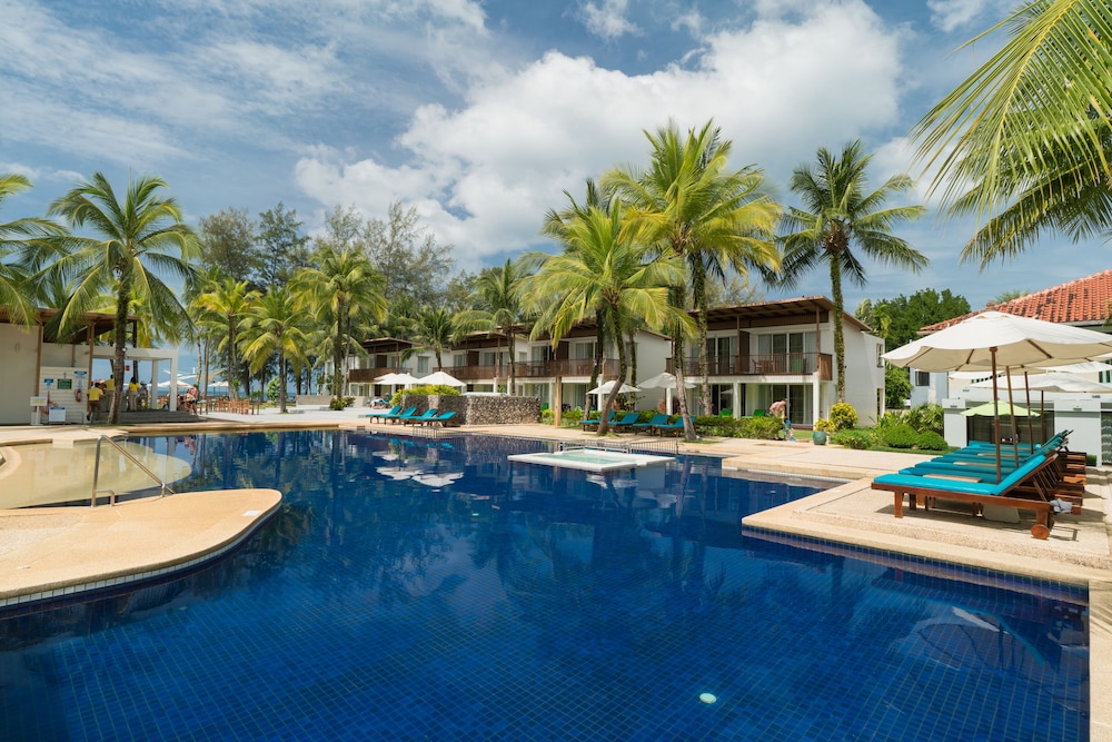 The Briza Beach Resort Khaolak — Swimming pool in Khao Lak, Phang Nga