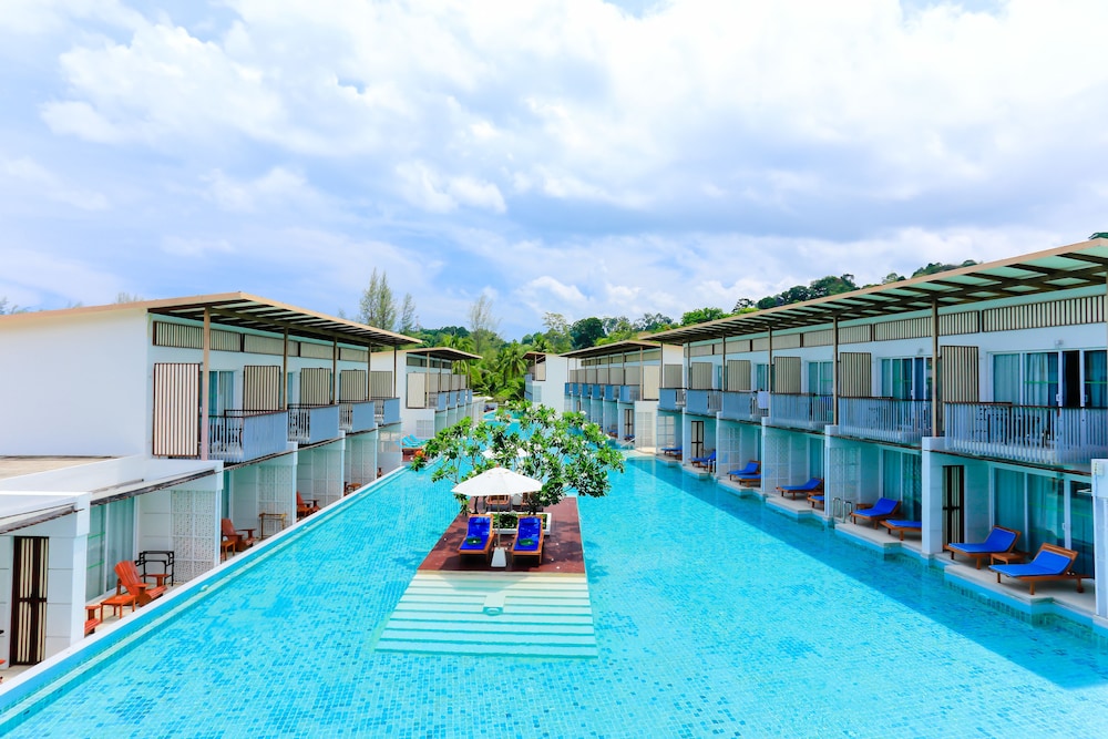 The Briza Beach Resort Khaolak — Main photo in Khao Lak, Phang Nga