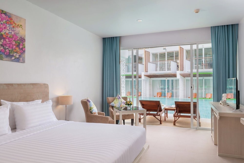 The Briza Beach Resort Khaolak — Hotel rooms in Khao Lak, Phang Nga