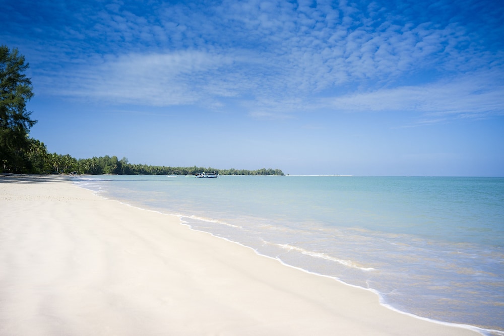 The Sarojin — Beach in Khao Lak, Phang Nga