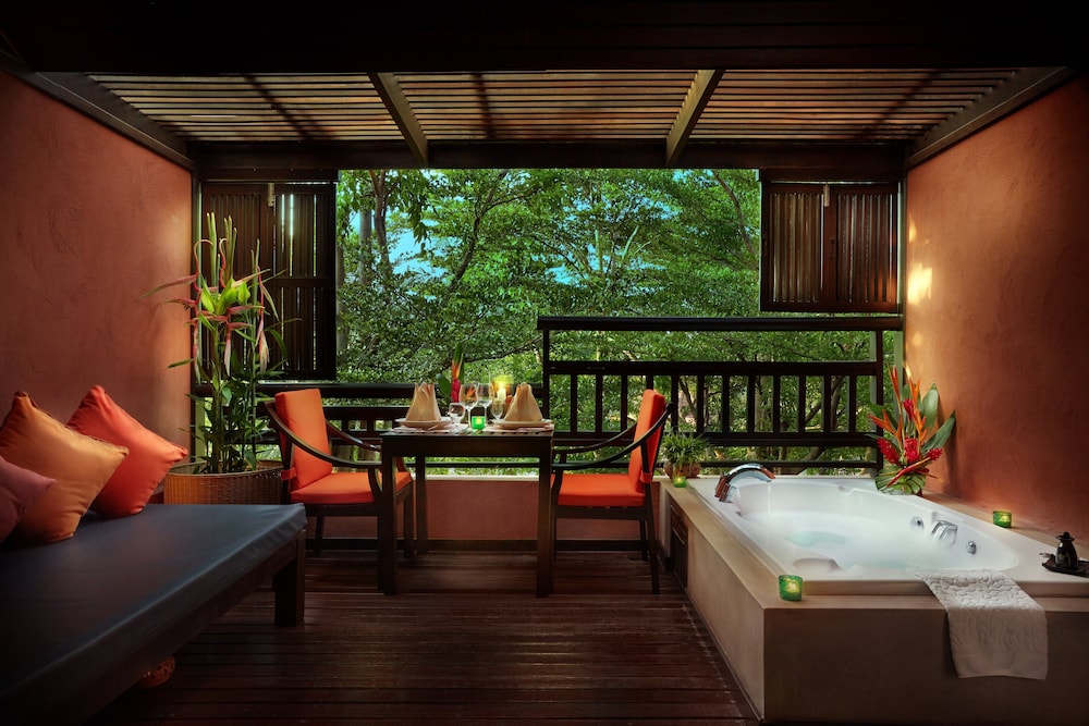 Bo Phut Resort & Spa — Hotel rooms in Bo Phut, Surat Thani