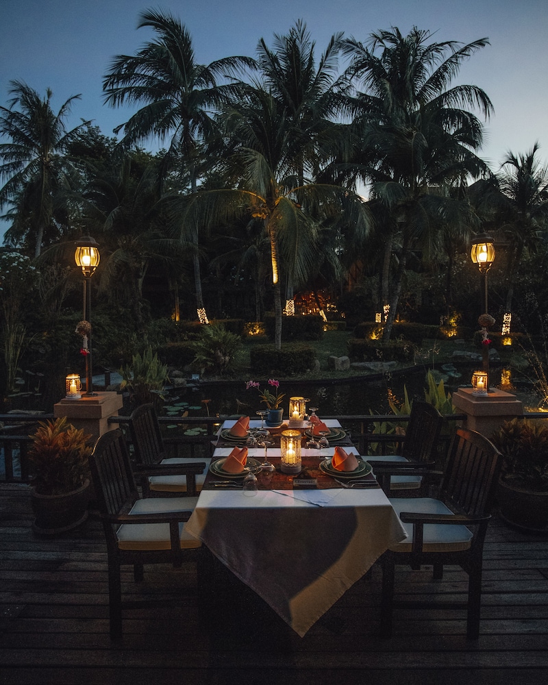 Bo Phut Resort & Spa — Restaurant & bars in Bo Phut, Surat Thani