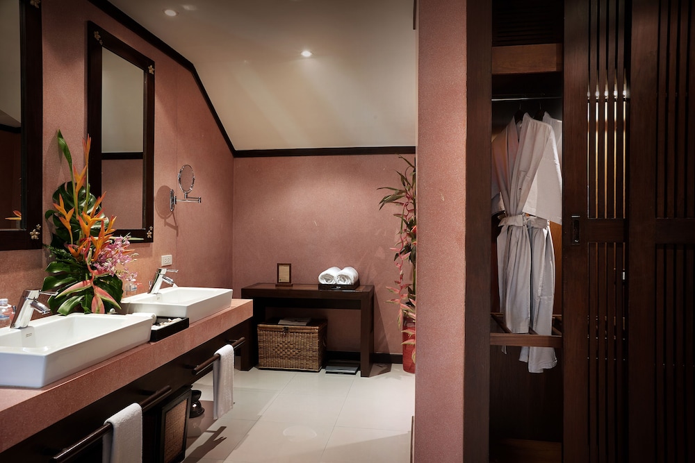 Bo Phut Resort & Spa — Hotel rooms in Bo Phut, Surat Thani