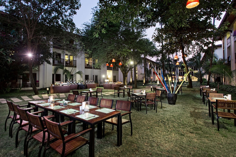 ibis Samui Bophut — Restaurant & bars in Mae Nam, Surat Thani