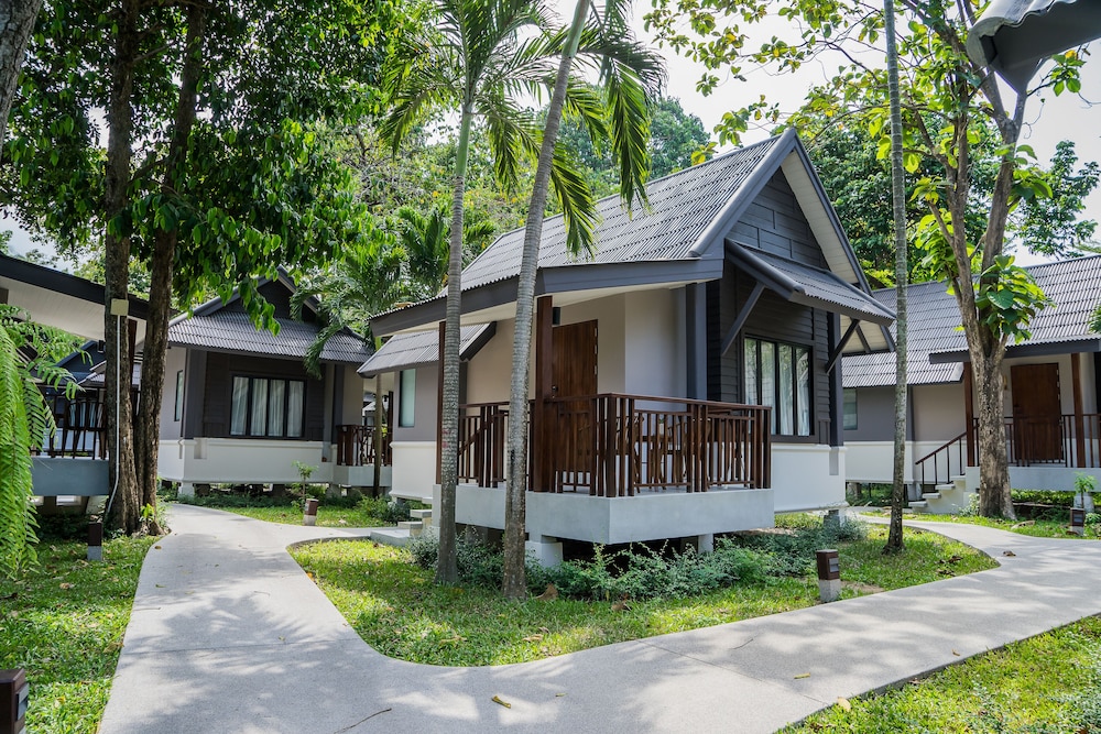 NH Collection Samui Peace Resort — Hotel building in Bo Phut, Surat Thani