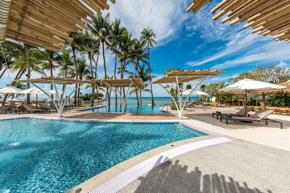 OUTRIGGER Koh Samui Beach Resort — Swimming pool in Lamai Beach, Surat Thani