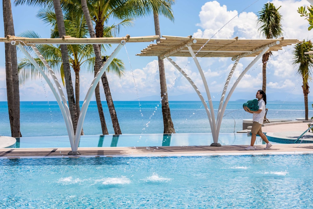OUTRIGGER Koh Samui Beach Resort — Swimming pool in Lamai Beach, Surat Thani