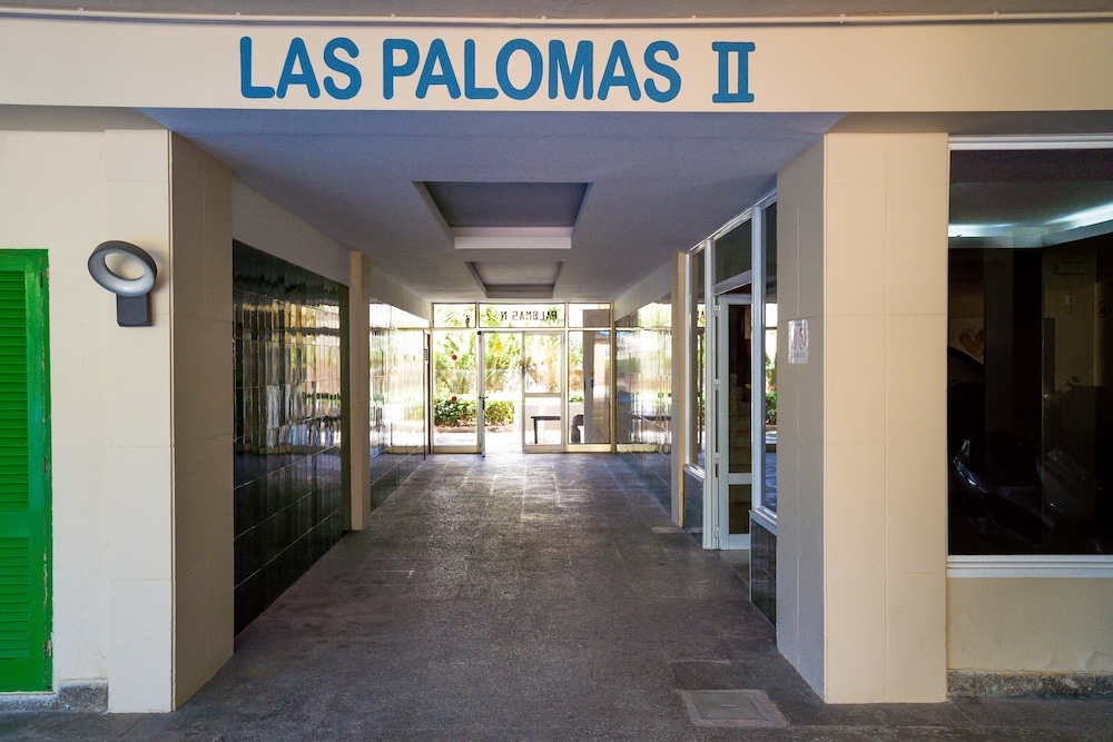 Las Palomas Apartments Econotels — Hotel building in Palma Nova, Balearic Islands