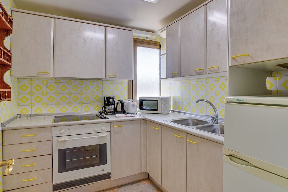 Las Palomas Apartments Econotels — Hotel rooms in Palma Nova, Balearic Islands
