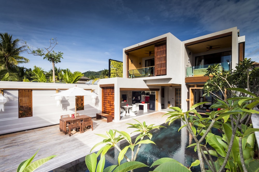 Pavilion Samui Villas & Resort — Hotel building in Lamai Beach, Surat Thani