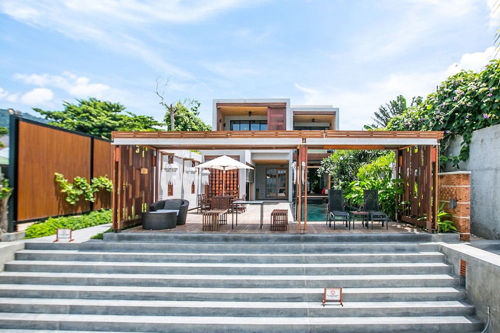 Pavilion Samui Villas & Resort — Hotel building in Lamai Beach, Surat Thani