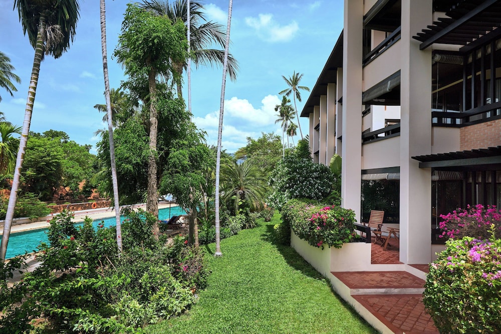 Renaissance Koh Samui Resort & Spa — Hotel building in Lamai Beach, Surat Thani