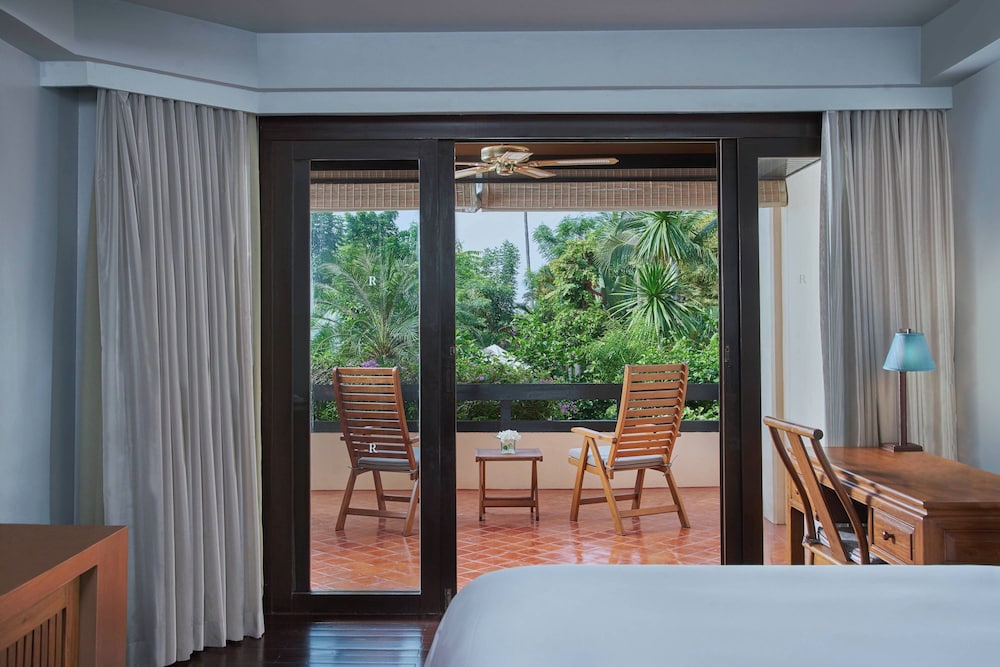 Renaissance Koh Samui Resort & Spa — Hotel rooms in Lamai Beach, Surat Thani