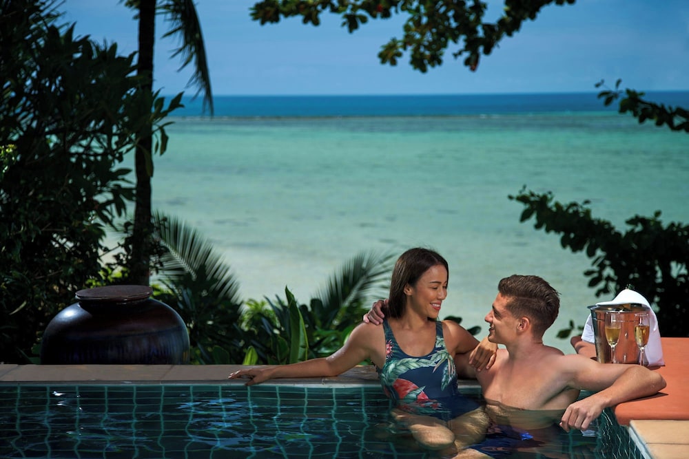 Renaissance Koh Samui Resort & Spa — Swimming pool in Lamai Beach, Surat Thani