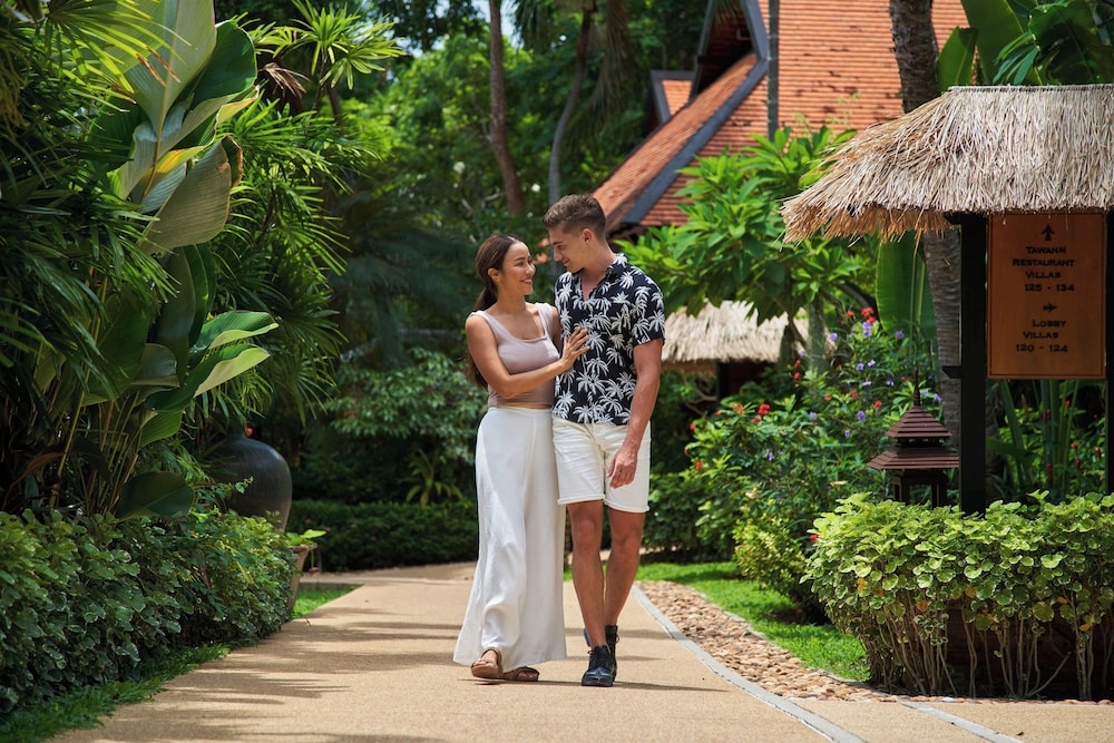 Renaissance Koh Samui Resort & Spa — Hotel building in Lamai Beach, Surat Thani