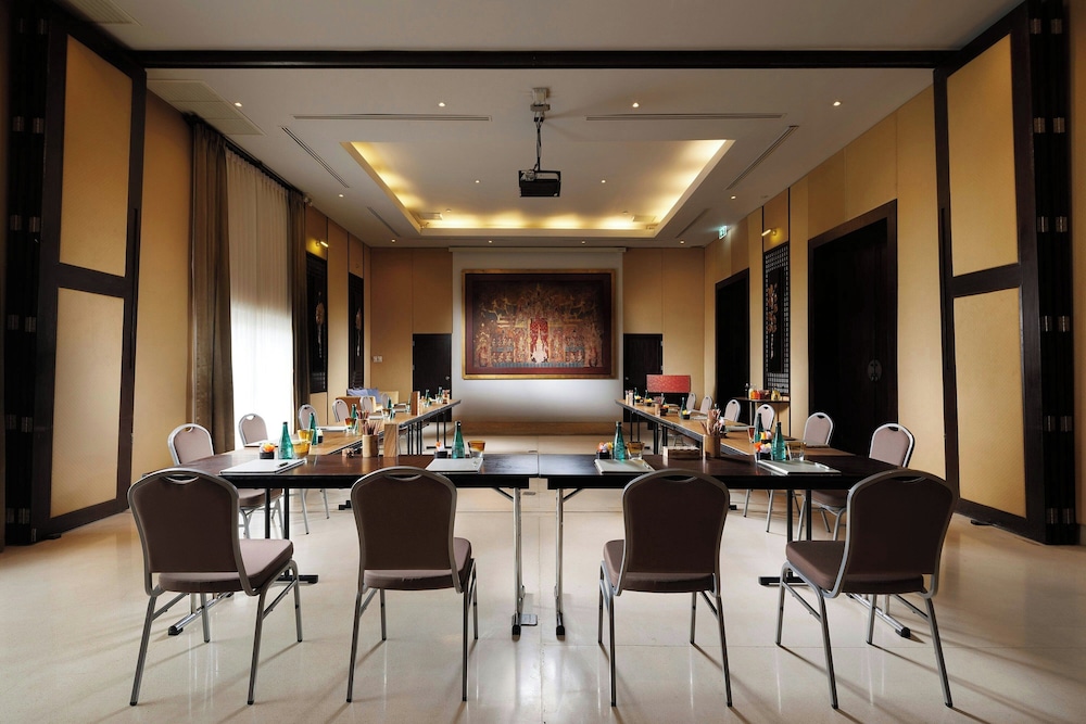 Renaissance Koh Samui Resort & Spa — Restaurant & bars in Lamai Beach, Surat Thani