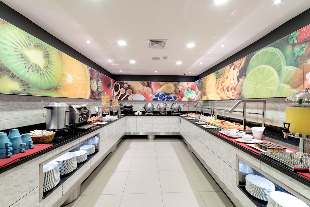 Novus Plaza Hodelpa — Restaurant & bars in Santo Domingo, Distrito Nacional