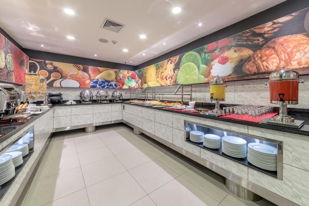 Novus Plaza Hodelpa — Restaurant & bars in Santo Domingo, Distrito Nacional
