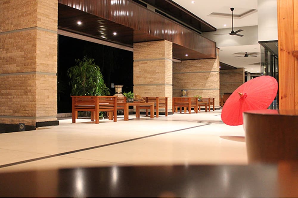 Weekender Resort — Hotel building in Lamai Beach, Surat Thani