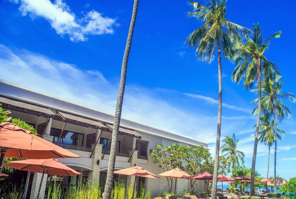 Weekender Resort — Hotel building in Lamai Beach, Surat Thani