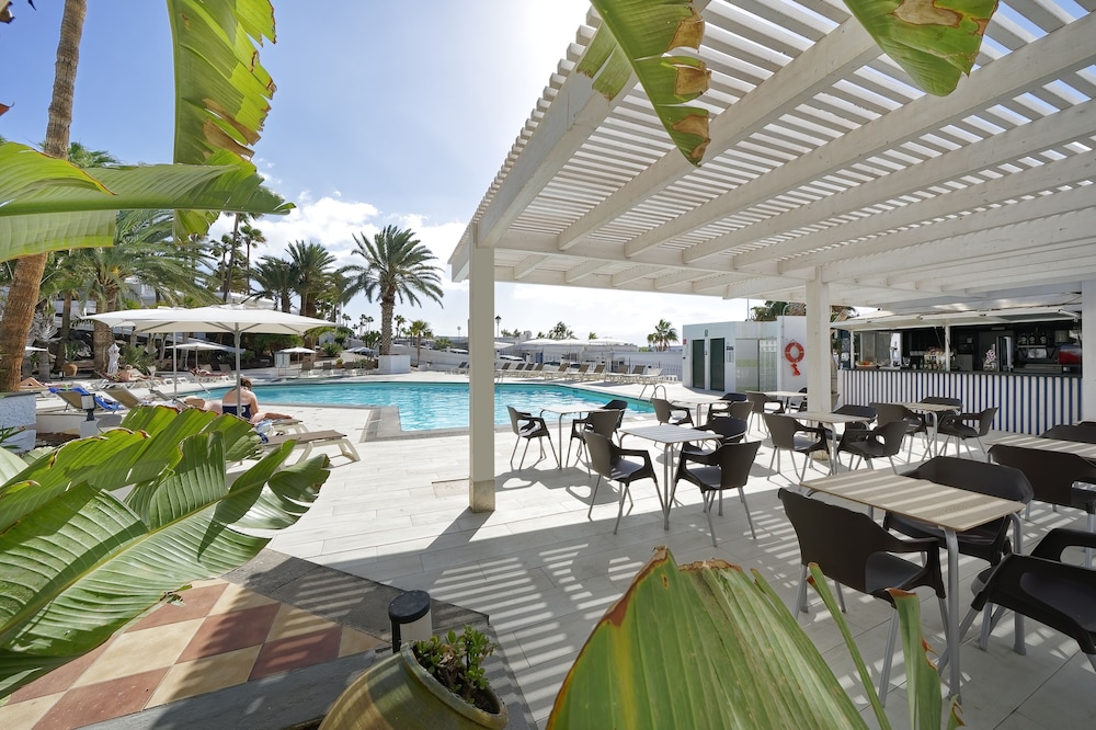 BLUESEA El Dorado — Swimming pool in Puerto del Carmen, Canary Islands