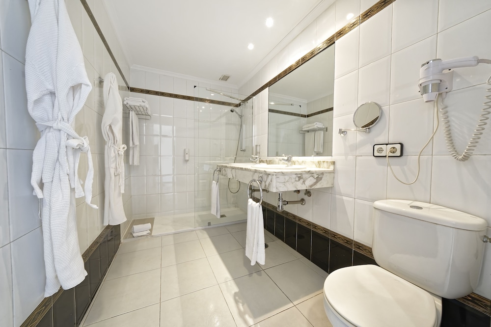 BLUESEA El Dorado — Hotel rooms in Puerto del Carmen, Canary Islands