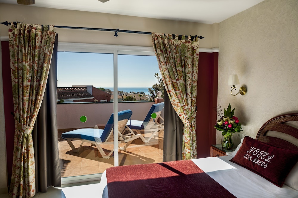 Hotel Los Arcos — Hotel rooms in Nerja, Andalusia
