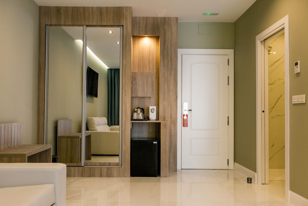 Hotel Los Arcos — Hotel rooms in Nerja, Andalusia