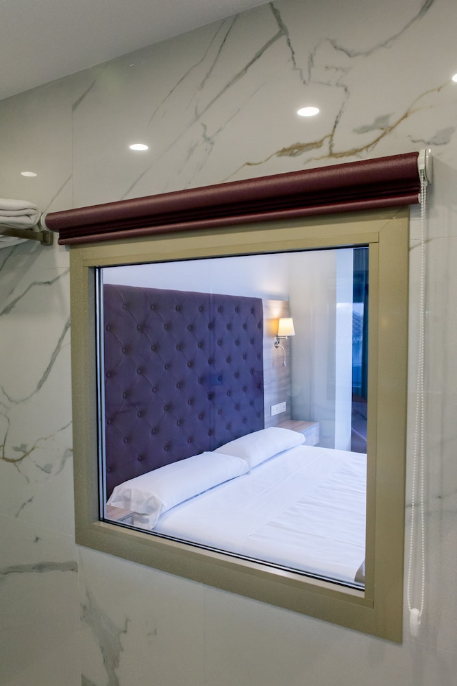 Hotel Los Arcos — Hotel rooms in Nerja, Andalusia