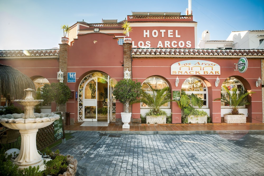 Hotel Los Arcos — Hotel building in Nerja, Andalusia