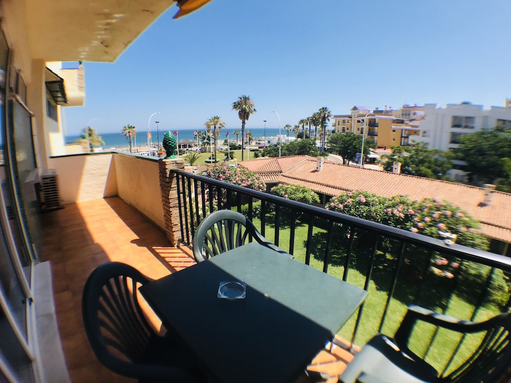 Hotel Los Jazmines — Beach in Torremolinos, Andalusia