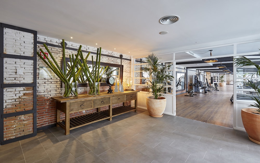 Gran Hotel Flamingo – Adults Only — Sports & recreation in Lloret de Mar, Catalonia