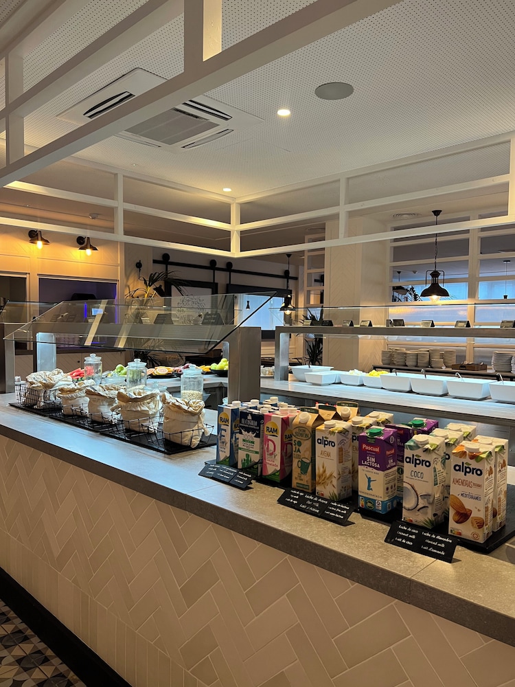 Gran Hotel Flamingo – Adults Only — Restaurant & bars in Lloret de Mar, Catalonia