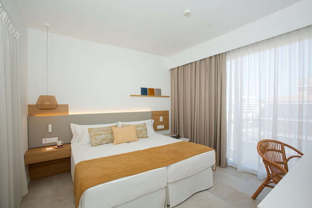 Myseahouse Hotel Flamingo - Adults Only — Hotel rooms in Playa de Palma, Balearic Islands