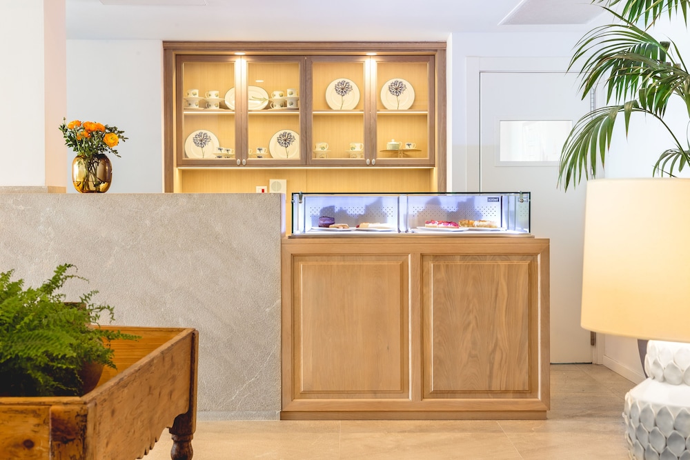 Myseahouse Hotel Flamingo - Adults Only — Restaurant & bars in Playa de Palma, Balearic Islands