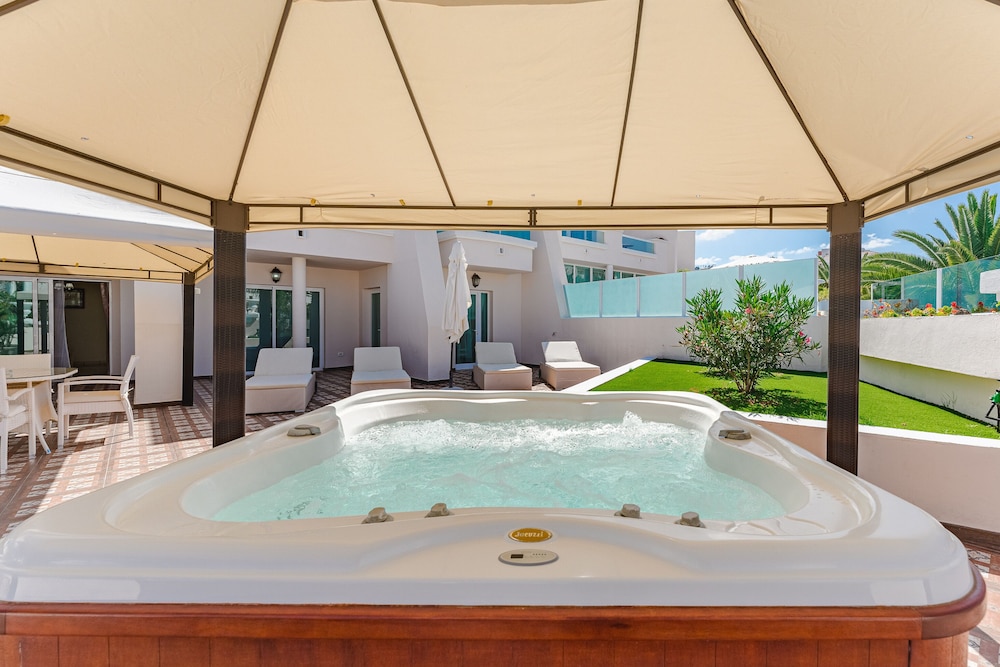 Flamingo Suites Boutique Hotel — Spa in Costa Adeje, Canary Islands