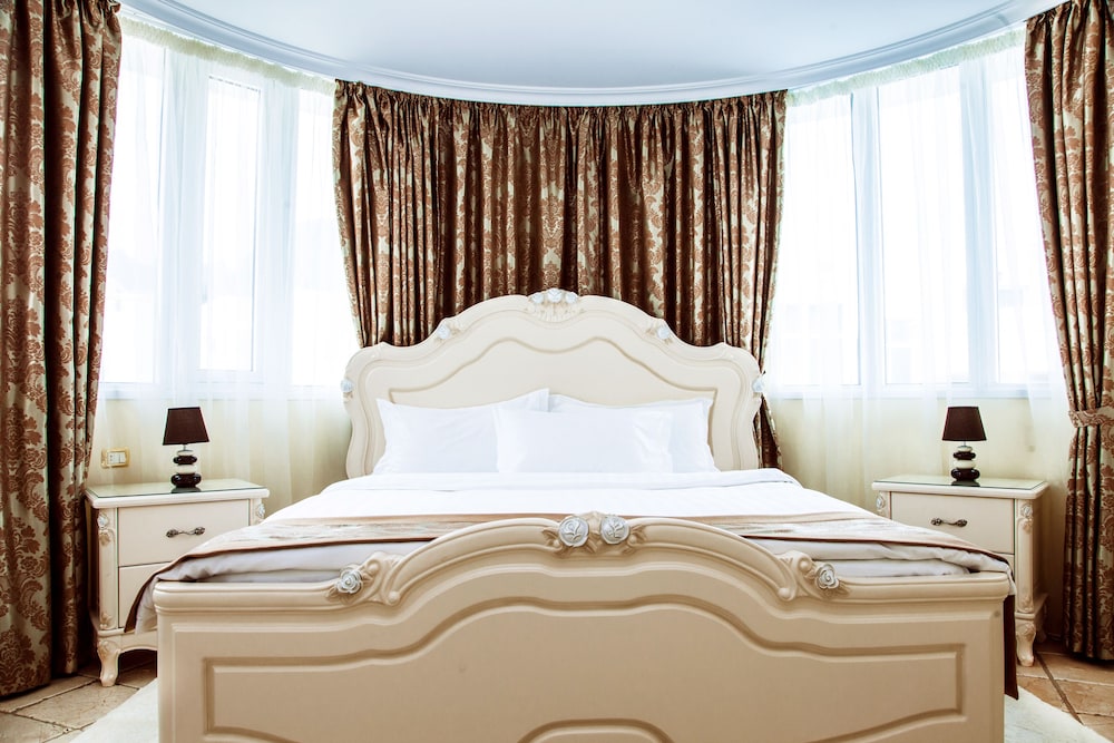 Flamingo Suites Boutique Hotel — Hotel rooms in Costa Adeje, Canary Islands